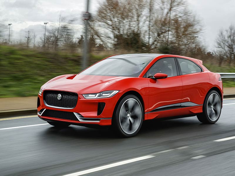 في أول ظهور لها في الشرق الأوسط... سيارة "جاكوار I-PACE" تلفت الأنظار في السعودية